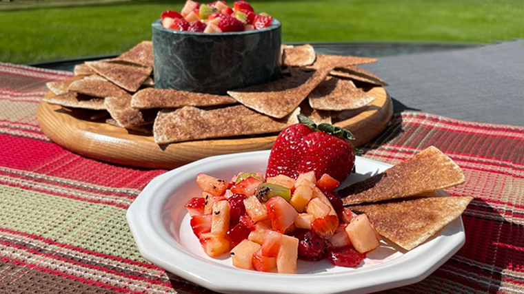 strawberry salsa with cinnamon chips