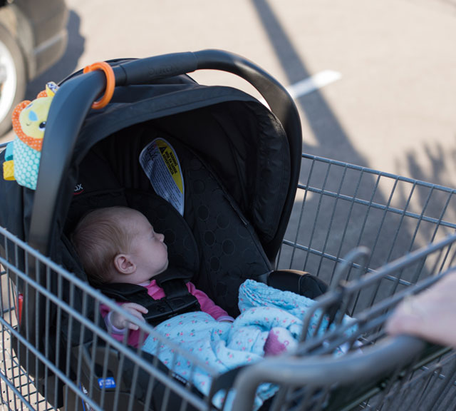 baby car seat in shopping cart